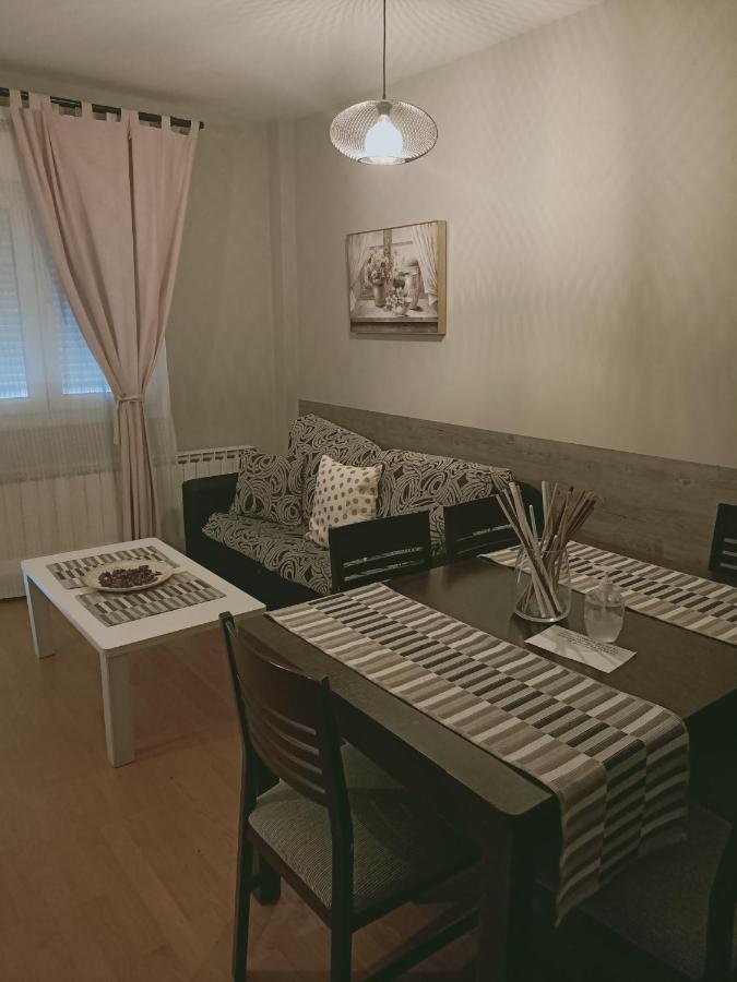 Avila Flats Soterrana 外观 照片